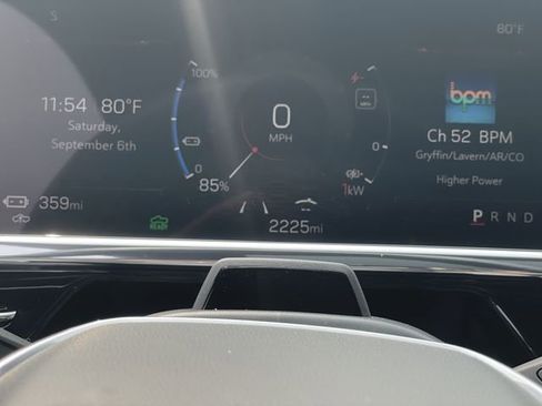 New 2025 GMC Sierra EV Denali image 15