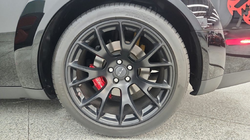 Used 2023 Dodge Challenger SRT Hellcat RWD image 39