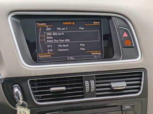 Used 2017 Audi Q5 2.0T Premium image 28