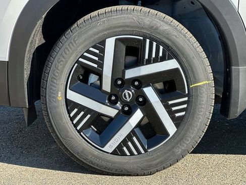 New 2026 Nissan Kicks SV FWD image 24