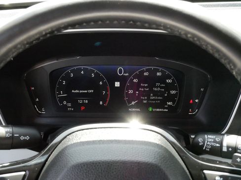 Used 2024 Honda Pilot Elite image 21