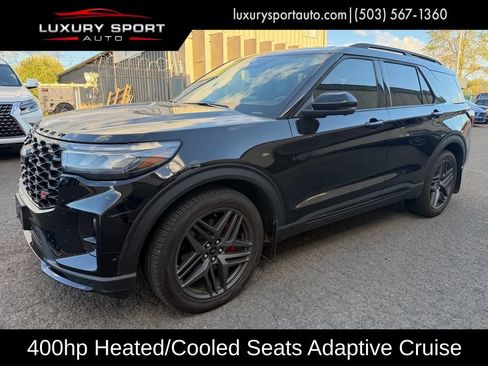 Used 2025 Ford Explorer ST AWD/4WD image 1