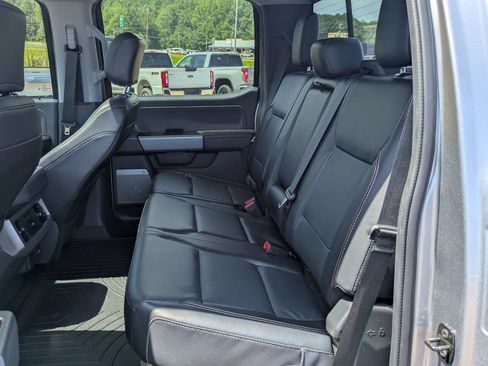 Used 2024 Ford F250 Lariat w/ Lariat Ultimate Package AWD/4WD image 9