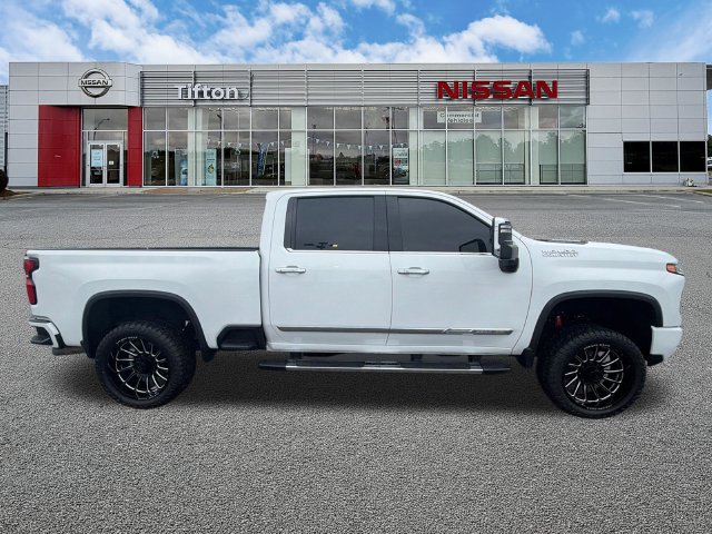 Used 2024 Chevrolet Silverado 2500 High Country w/ High Country Premium Package AWD/4WD image 8