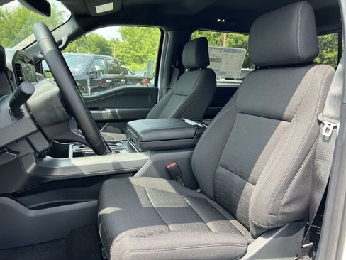 New 2025 Ford F150 XLT w/ Equipment Group 302A MID image 13