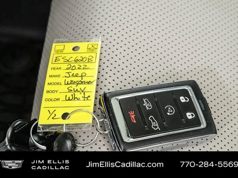 Used 2022 Jeep Wagoneer Series III w/ Premium Group I image 43