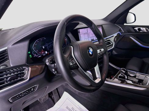 Used 2022 BMW X5 xDrive40i w/ Premium Package AWD/4WD image 9