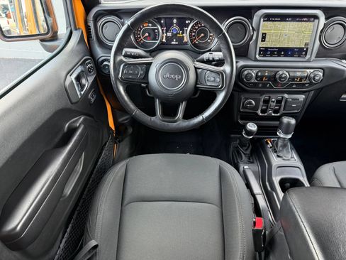 Used 2021 Jeep Wrangler Unlimited Sport AWD/4WD image 22