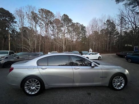 Used 2014 BMW 750Li xDrive image 6