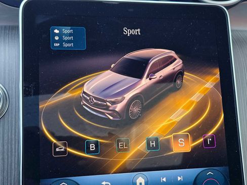 New 2026 Mercedes-Benz GLC 350e 4MATIC image 33