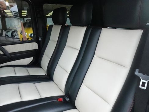Used 2015 Mercedes-Benz G 550 image 16
