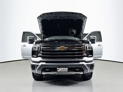 Used 2024 Chevrolet Silverado 3500 High Country w/ High Country Premium Package AWD/4WD image 19