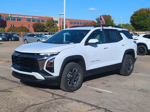 New 2026 Chevrolet Equinox ACTIV w/ Convenience Package III image 4