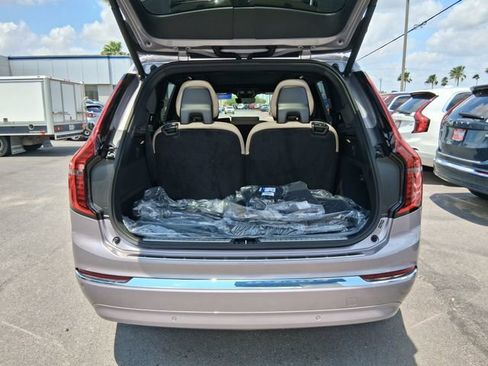 New 2026 Volvo XC90 B6 Plus w/ Protection Package Premier AWD/4WD image 6
