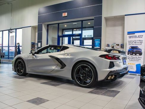 Used 2021 Chevrolet Corvette Stingray Preferred Cpe w/ Z51 Performance Package image 6