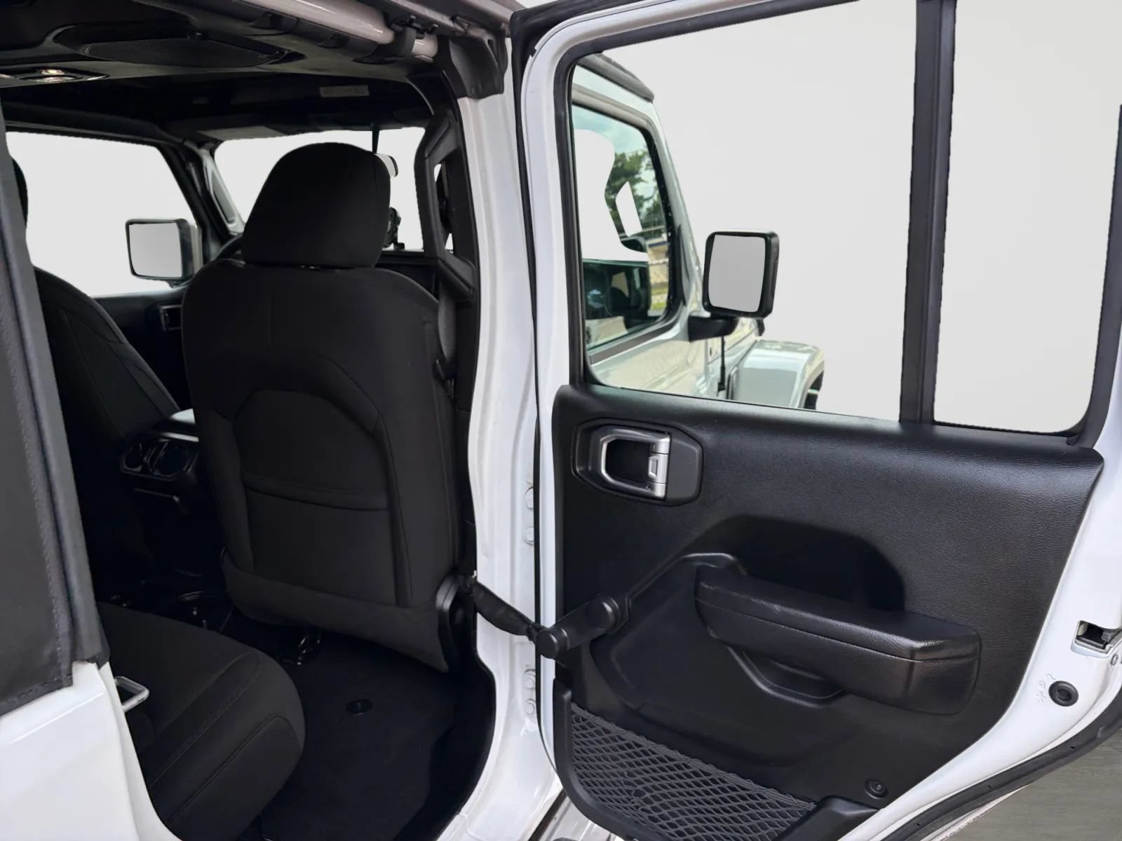 Used 2020 Jeep Wrangler Unlimited Sport AWD/4WD image 17