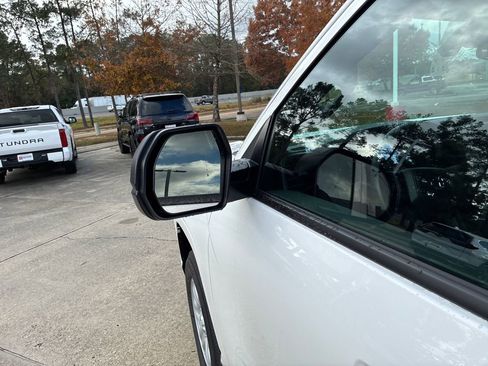 New 2026 Toyota Tundra SR image 14