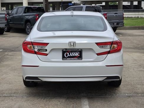 Used 2019 Honda Accord LX image 6