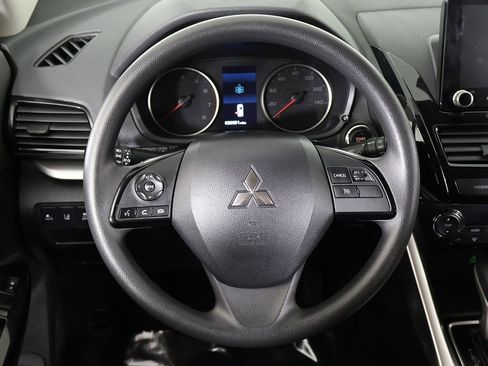 Used 2024 Mitsubishi Eclipse Cross LE image 33