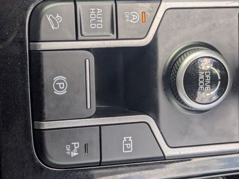 Certified 2023 Kia Sorento SX image 28