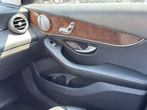 Used 2017 Mercedes-Benz GLC 300 4MATIC Coupe image 30