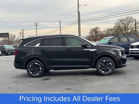 New 2026 Kia Sorento S AWD/4WD image 2