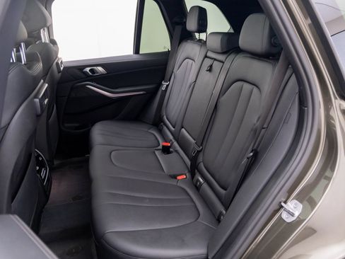 Certified 2022 BMW X5 xDrive40i AWD/4WD image 17