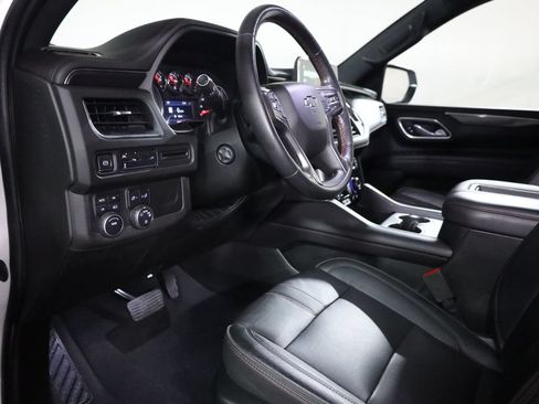 Used 2021 Chevrolet Tahoe RST w/ Luxury Package AWD/4WD image 41