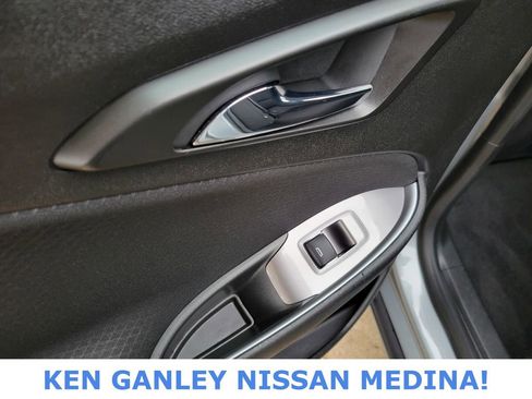 Used 2024 Chevrolet Malibu LT image 42