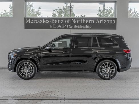 New 2026 Mercedes-Benz GLS 450 4MATIC image 2