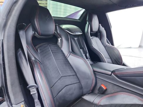 Used 2022 Chevrolet Corvette Stingray Premium Conv w/ Z51 Performance Package image 23