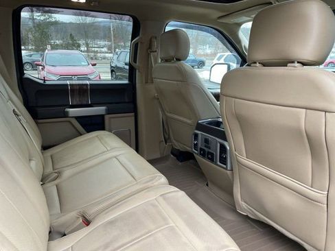 Used 2019 Ford F150 Lariat w/ Equipment Group 502A Luxury image 13