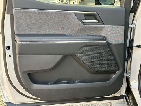 New 2026 GMC Sierra EV Elevation image 23