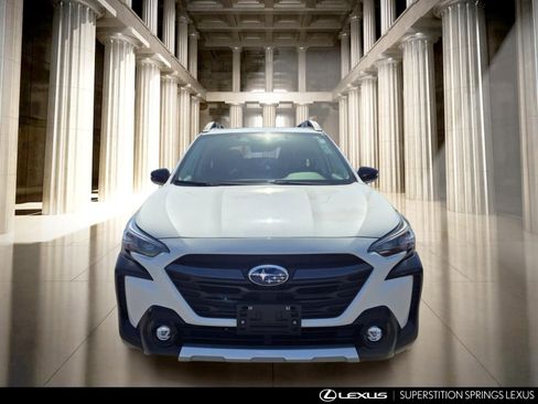 Used 2025 Subaru Outback Limited w/ Tech Package 3 AWD/4WD image 9