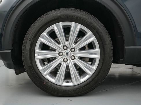 Certified 2023 Ford Explorer King Ranch w/ Technology Package AWD/4WD image 10