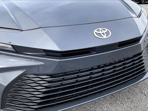 Used 2025 Toyota Camry LE image 26