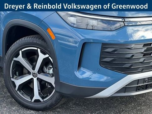 New 2026 Volkswagen Tiguan SE image 10