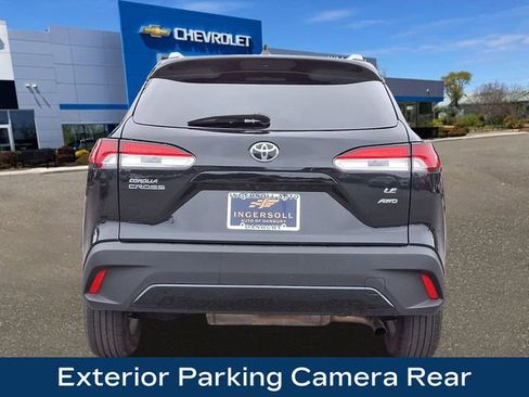 Used 2024 Toyota Corolla Cross LE image 7