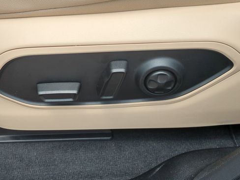 New 2026 Jeep Grand Cherokee L Limited RWD image 21