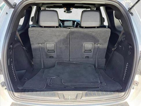 Used 2022 Dodge Durango R/T w/ Blacktop Package AWD/4WD image 4