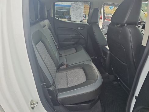 Used 2020 Chevrolet Colorado Z71 AWD/4WD image 19