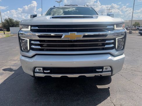 Used 2022 Chevrolet Silverado 3500 High Country AWD/4WD image 6