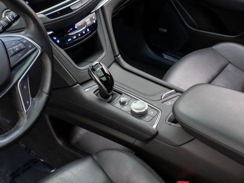 Certified 2022 Cadillac XT5 Premium Luxury image 14