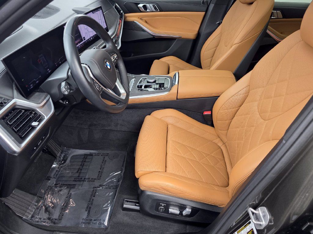Used 2024 BMW X5 sDrive40i w/ Premium Package RWD image 9