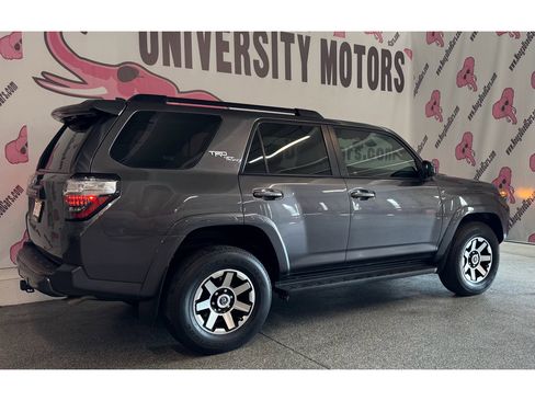 Used 2020 Toyota 4Runner TRD Off-Road AWD/4WD image 10