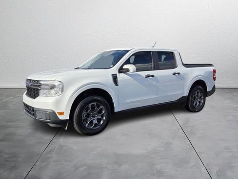 Used 2022 Ford Maverick XLT w/ Equipment Group 300A Standard image 2