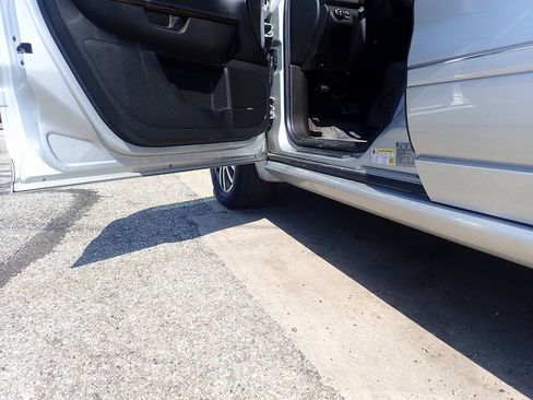Used 2014 GMC Acadia Denali AWD/4WD image 12