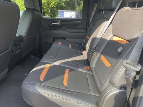 Used 2025 GMC Sierra 3500 AT4 w/ AT4 Premium Plus Package AWD/4WD image 11