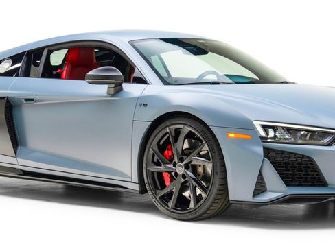 Used 2022 Audi R8 V10 w/ Premium Package RWD image 13