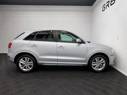 Used 2017 Audi Q3 2.0T Premium w/ Convenience Package FWD image 8